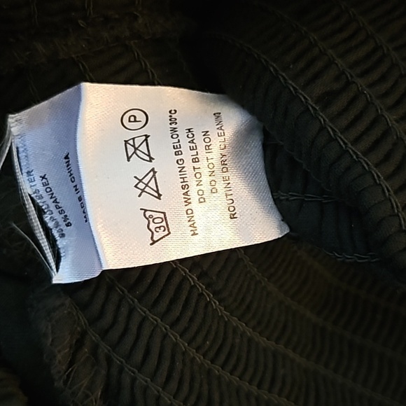 Hazel & Olive MD Black Puffy Sleeve Cocktail Dress - Picture 8 of 9